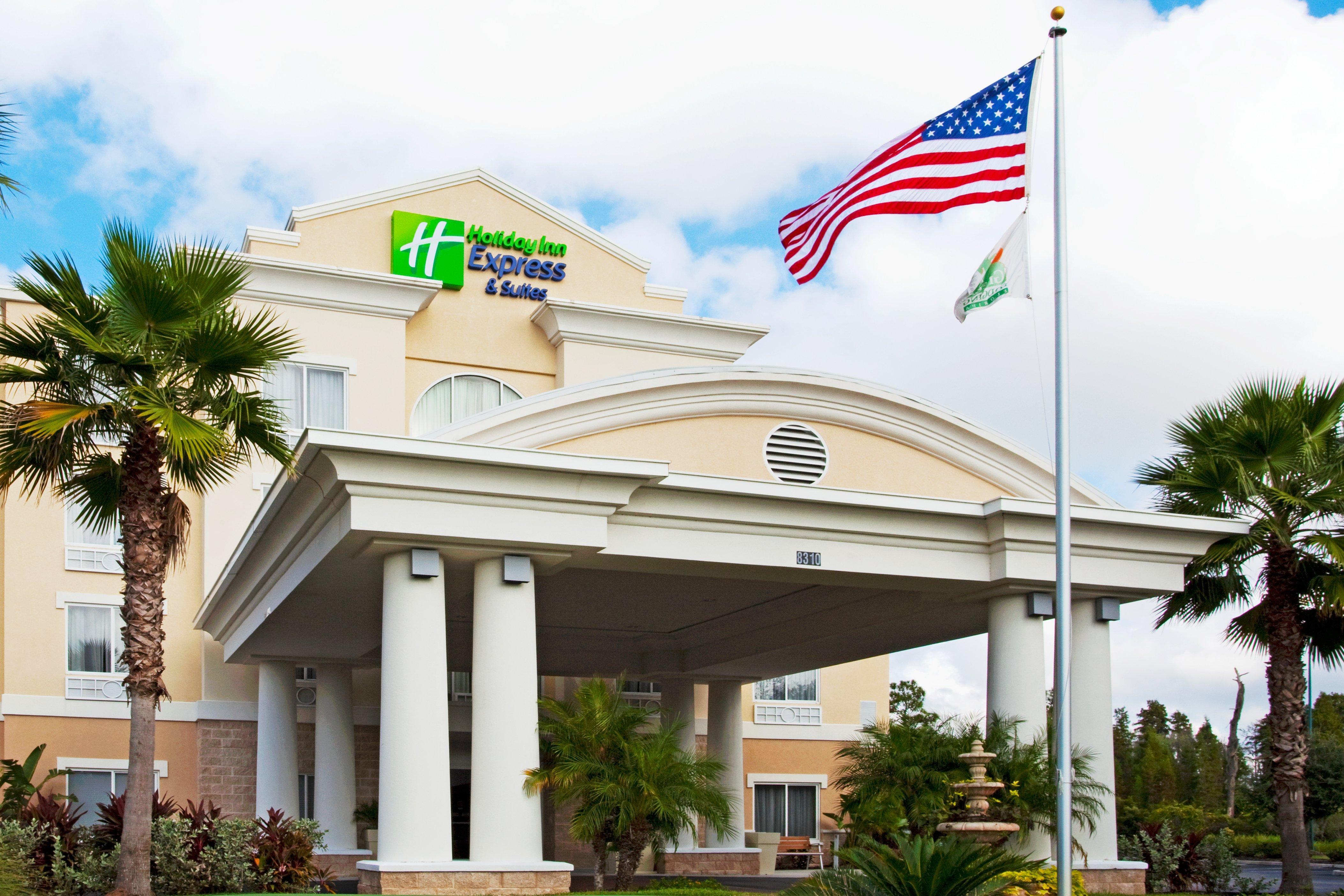 Holiday Inn Express And Suites Tampa I-75 At Bruce B. Downs By Ihg Esterno foto